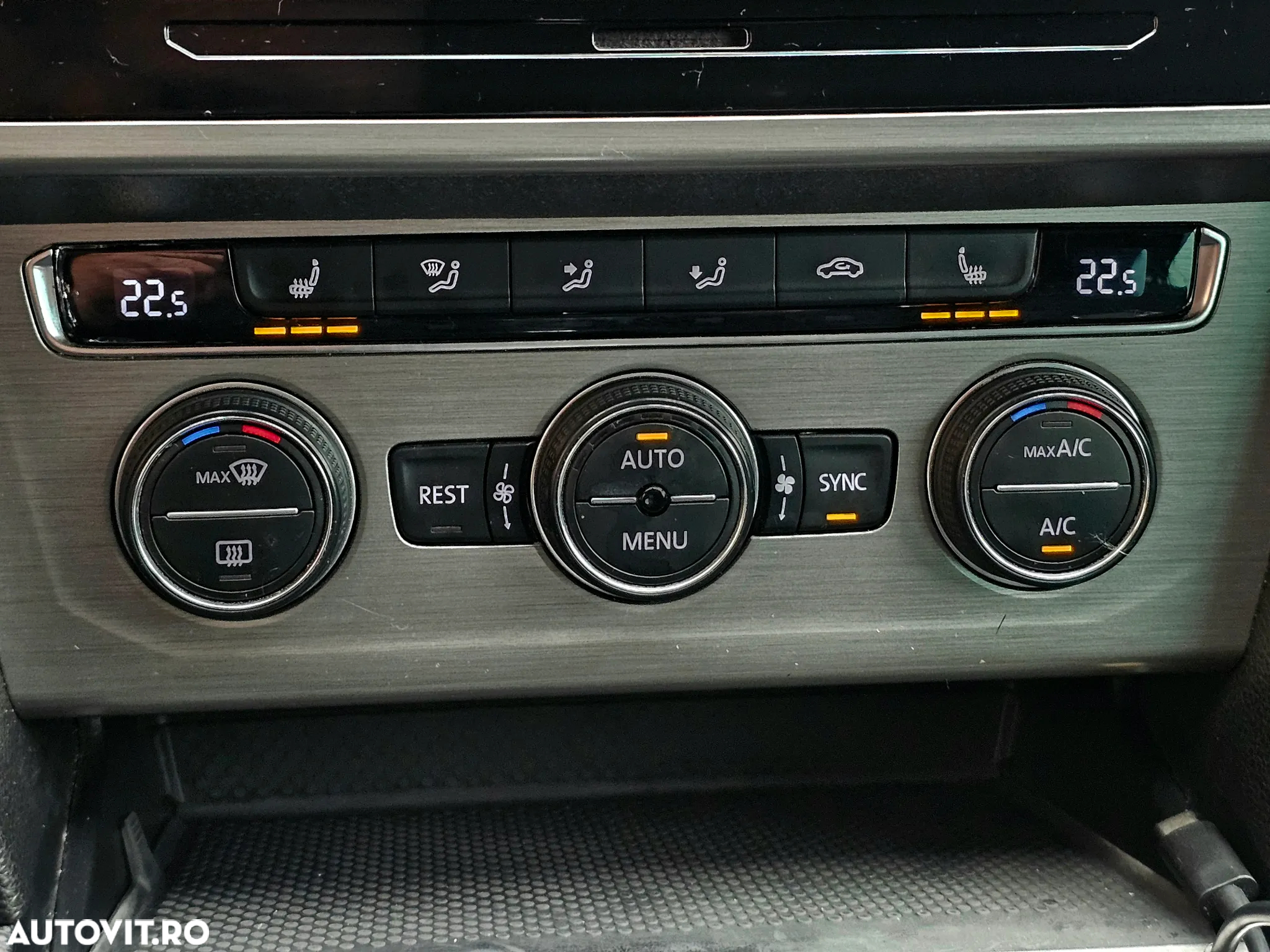 Volkswagen Passat Variant 1.5 TSI ACT OPF DSG Comfortline - 27