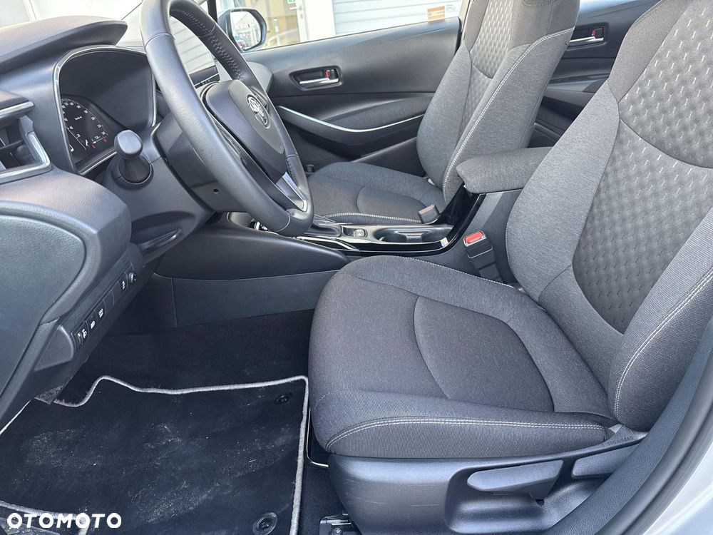 Toyota Corolla 1.8 Hybrid Comfort - 13