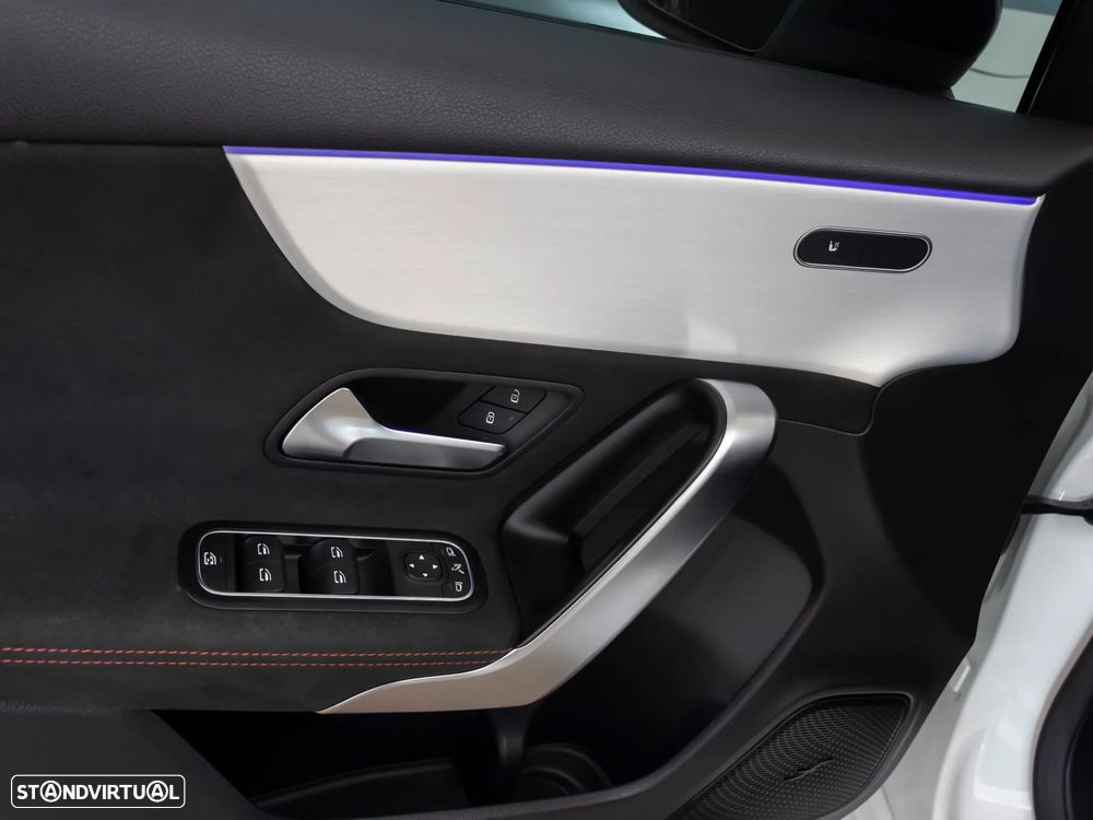 Mercedes-Benz A 200 AMG Line Aut. - 19