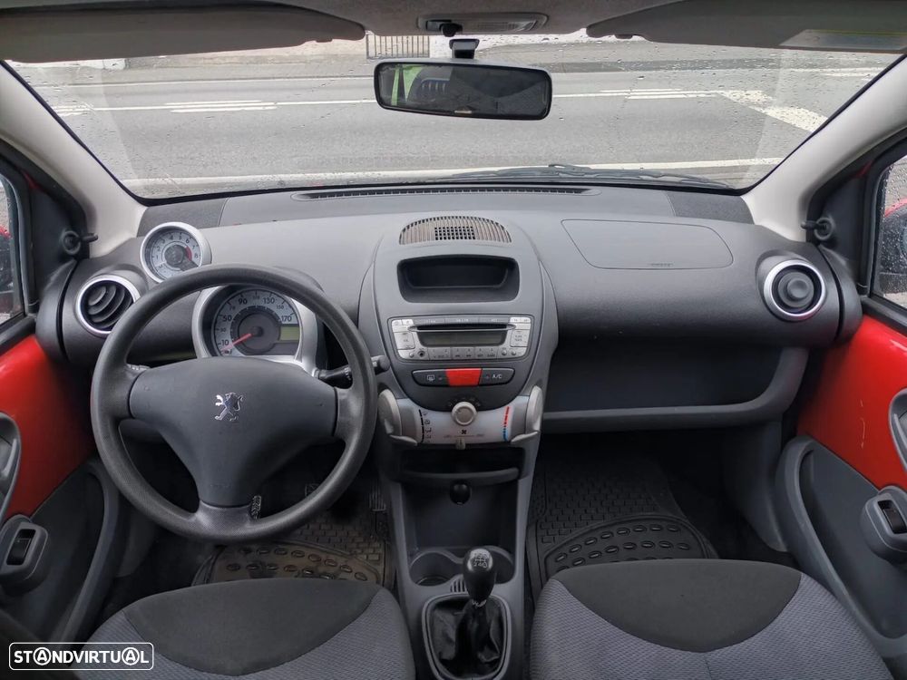 Peugeot 107 1.0 Active - 12