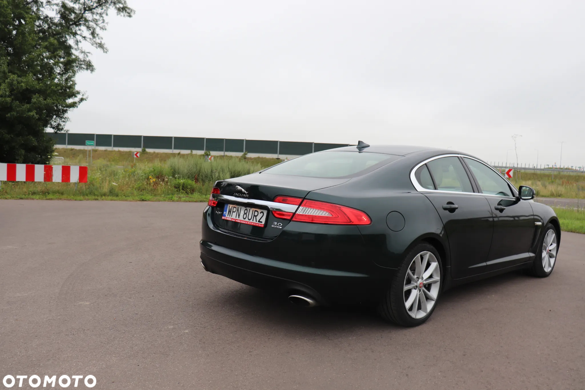 Jaguar XF 3.0 T AWD R-Sport - 7