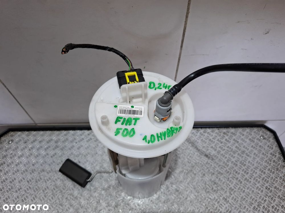 Pompka paliwa Fiat 500 1,0 hybryda 2024 rok nr 52227743 - 1