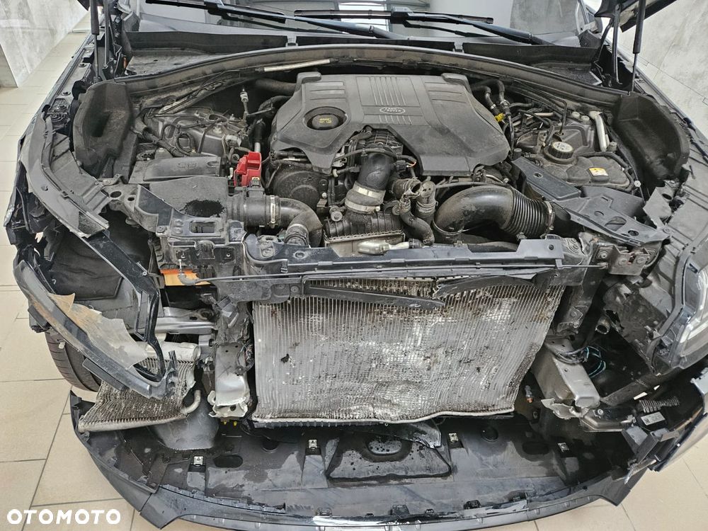 Land Rover Range Rover Velar 3.0 SD6 R-Dynamic S - 22