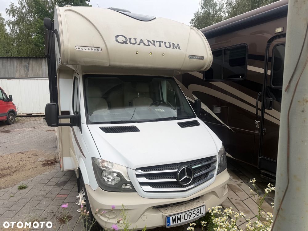 Mercedes-Benz Sprinter - 2