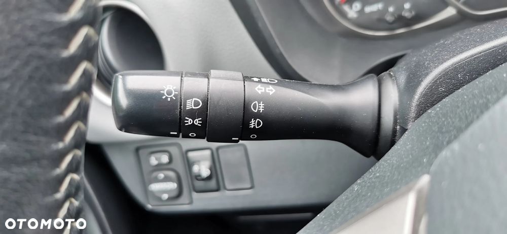 Toyota Yaris 1.33 VVT-i Comfort - 12