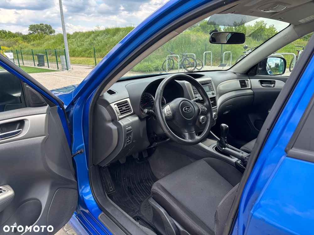 Subaru Impreza 2.0 RS - 28