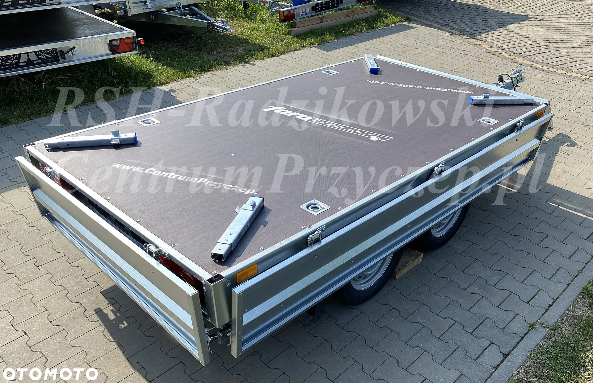 Faro PRZYCZEPA SAMOCHODOWA MAGICUS TANDEM 263X150CM, DMC: 750KG - 5