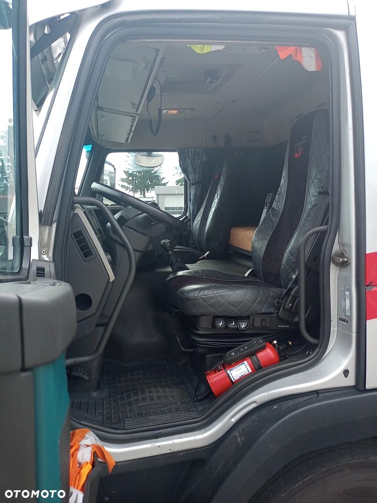 Volvo FM z zabudową ROLFO (Autotransporter) - 20