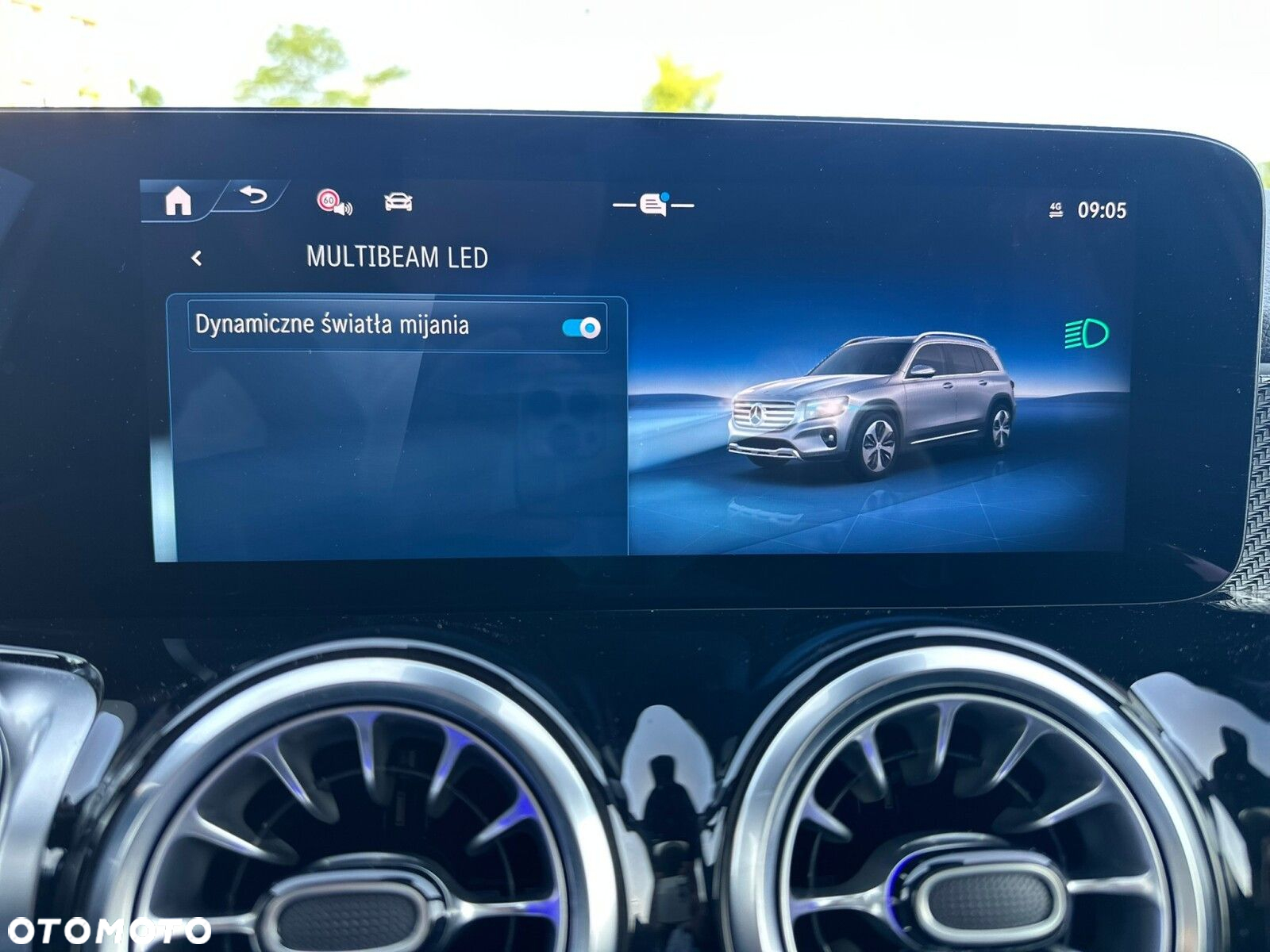 Mercedes-Benz GLB - 30