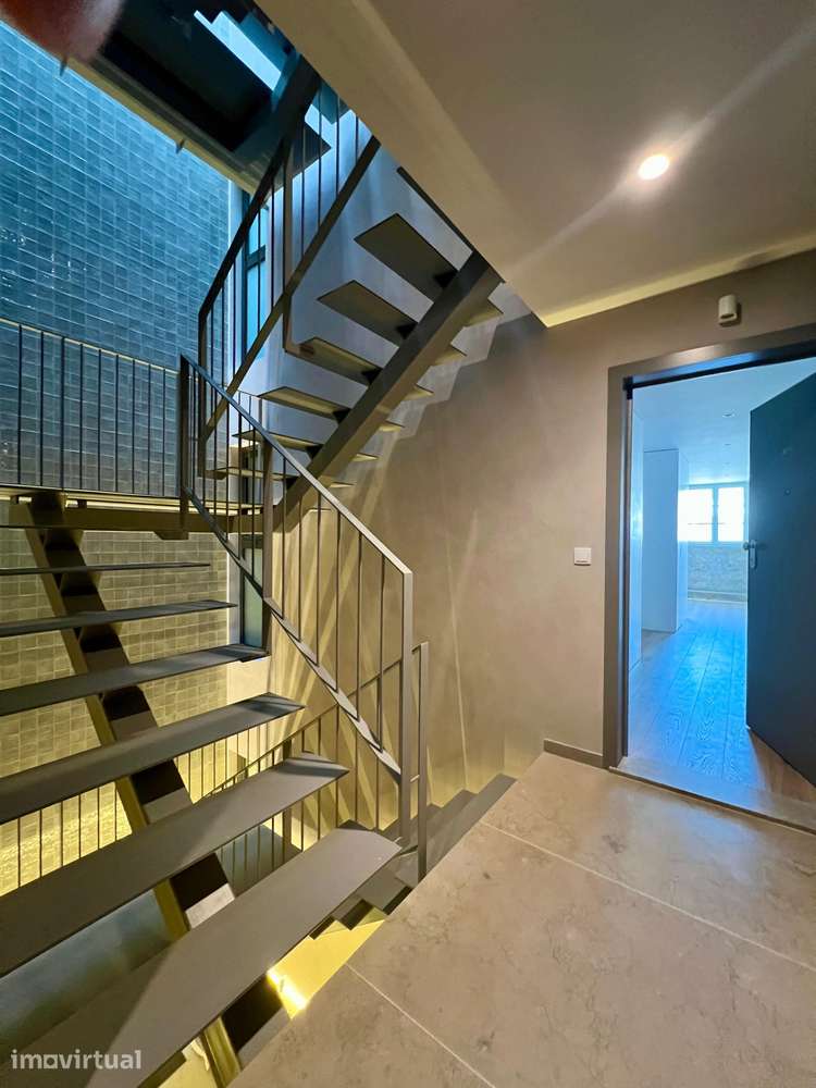 Apartamento T1 Renovado no Centro de Braga - Grande imagem: 2/10