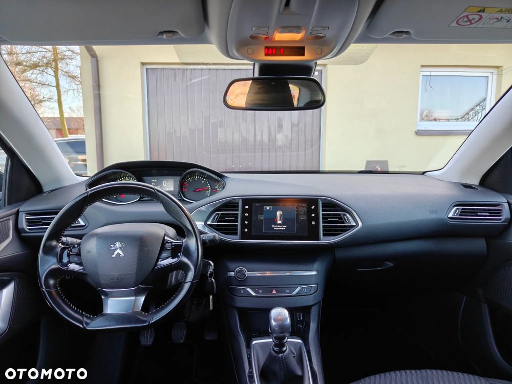 Peugeot 308 - 13