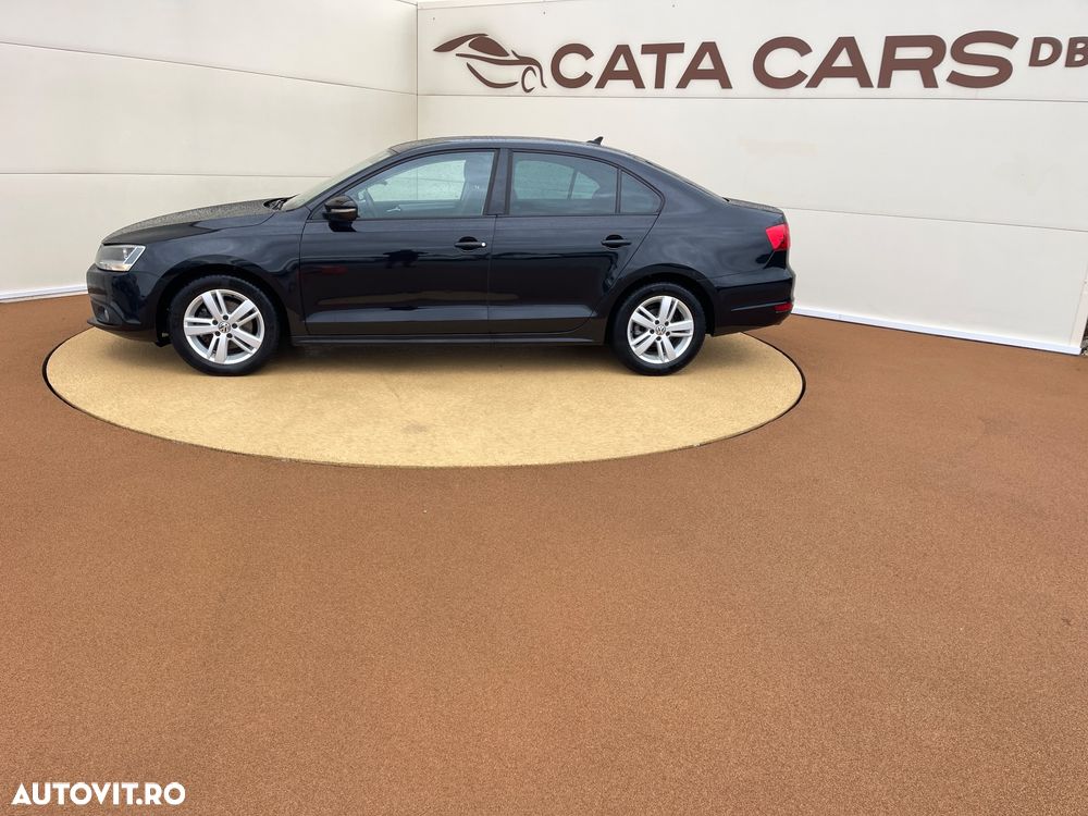 Volkswagen Jetta 1.6 TDI DSG Comfortline - 7