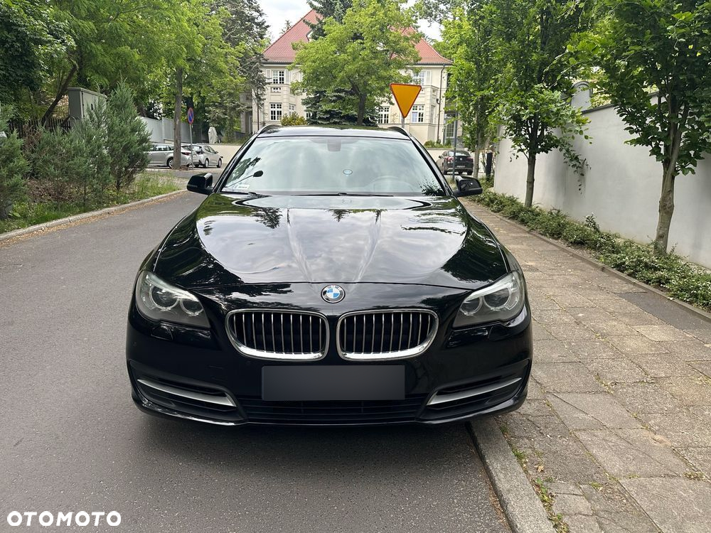 BMW Seria 5 520d xDrive - 6