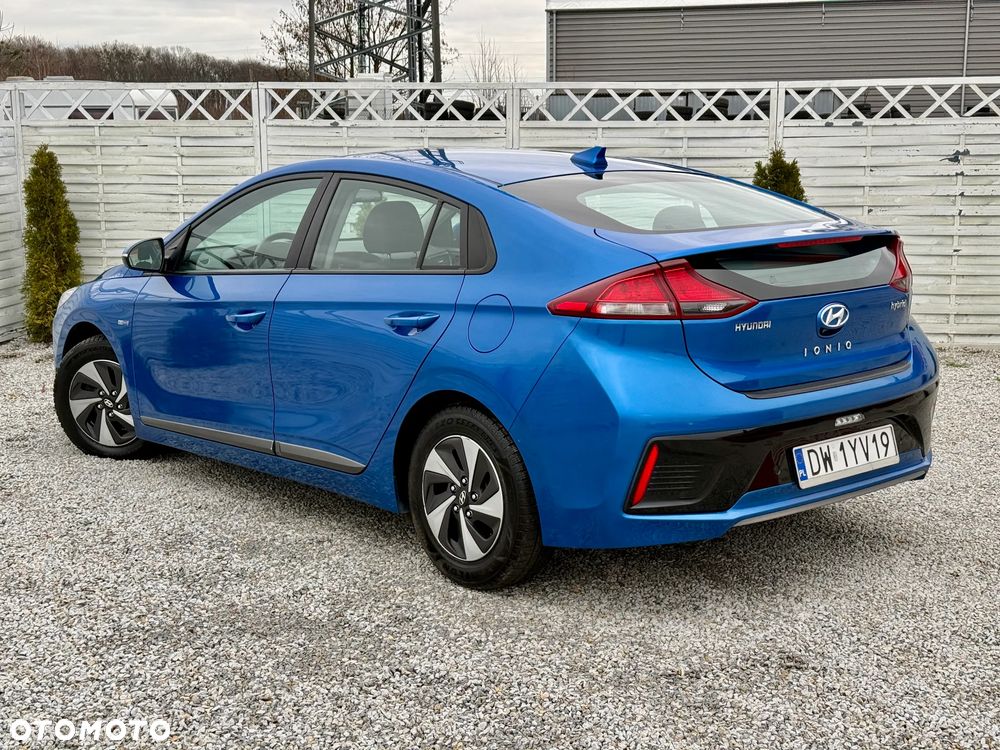 Hyundai IONIQ Hybrid Premium - 2