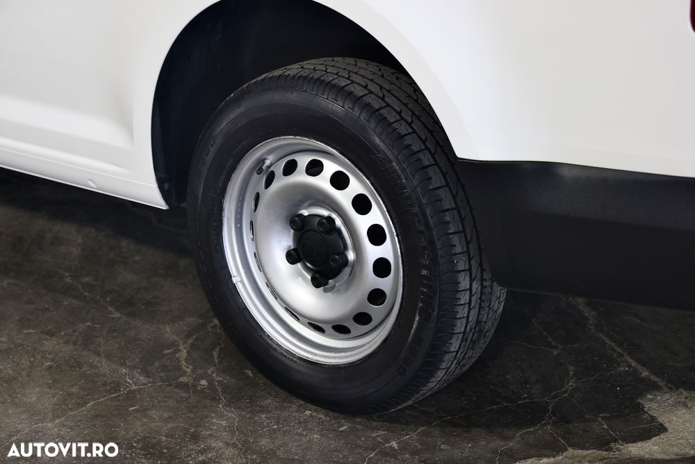 Volkswagen Caddy Maxi - 29