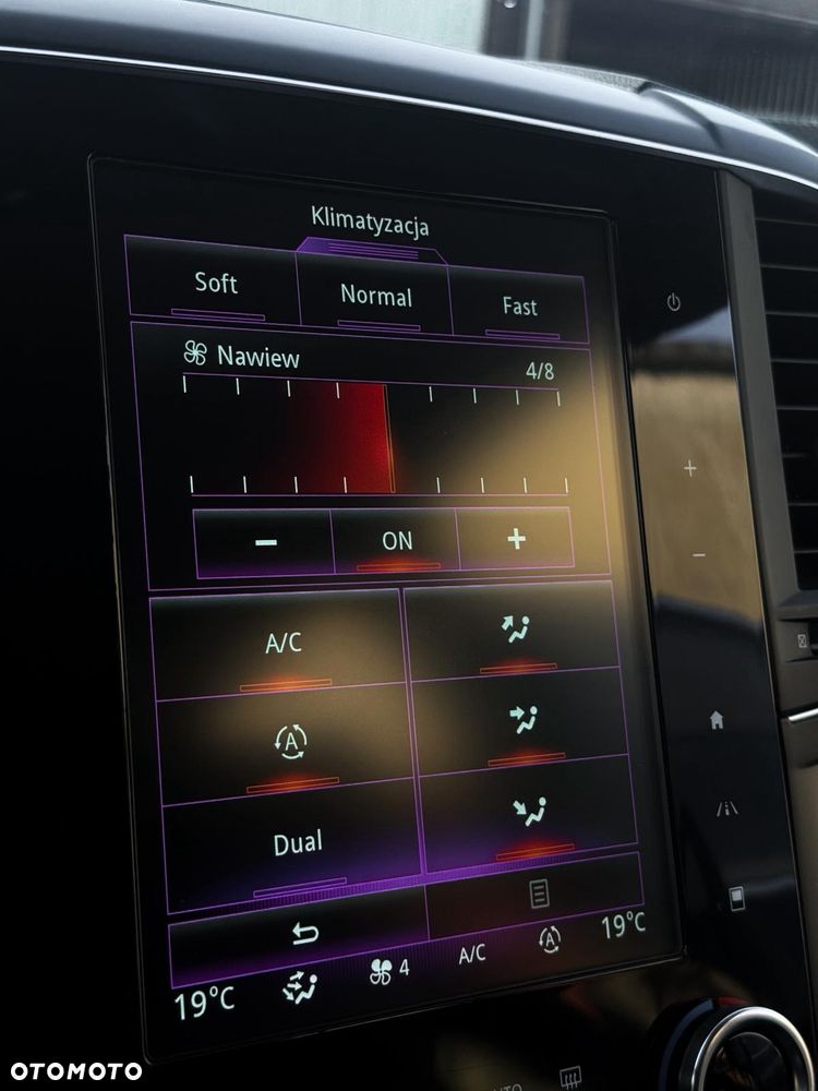 Renault Koleos 2.0 dCi Initiale Paris 4x4 X-Tronic - 24