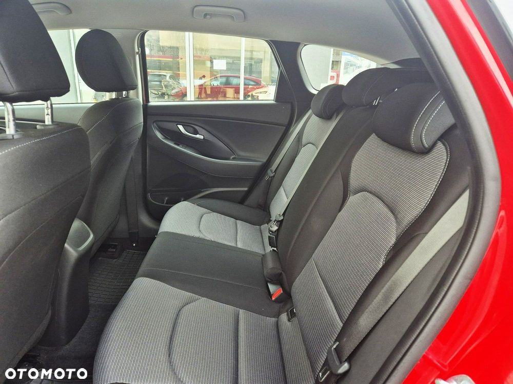 Hyundai i30 1.5 T-GDI 48V Modern - 15
