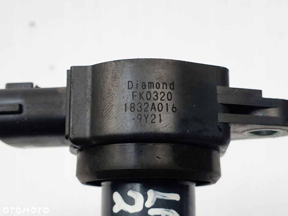 CEWKA ZAPŁONOWA Mitsubishi Lancer VIII 2.0 I FK0320 1832A016-9Y21 - 4