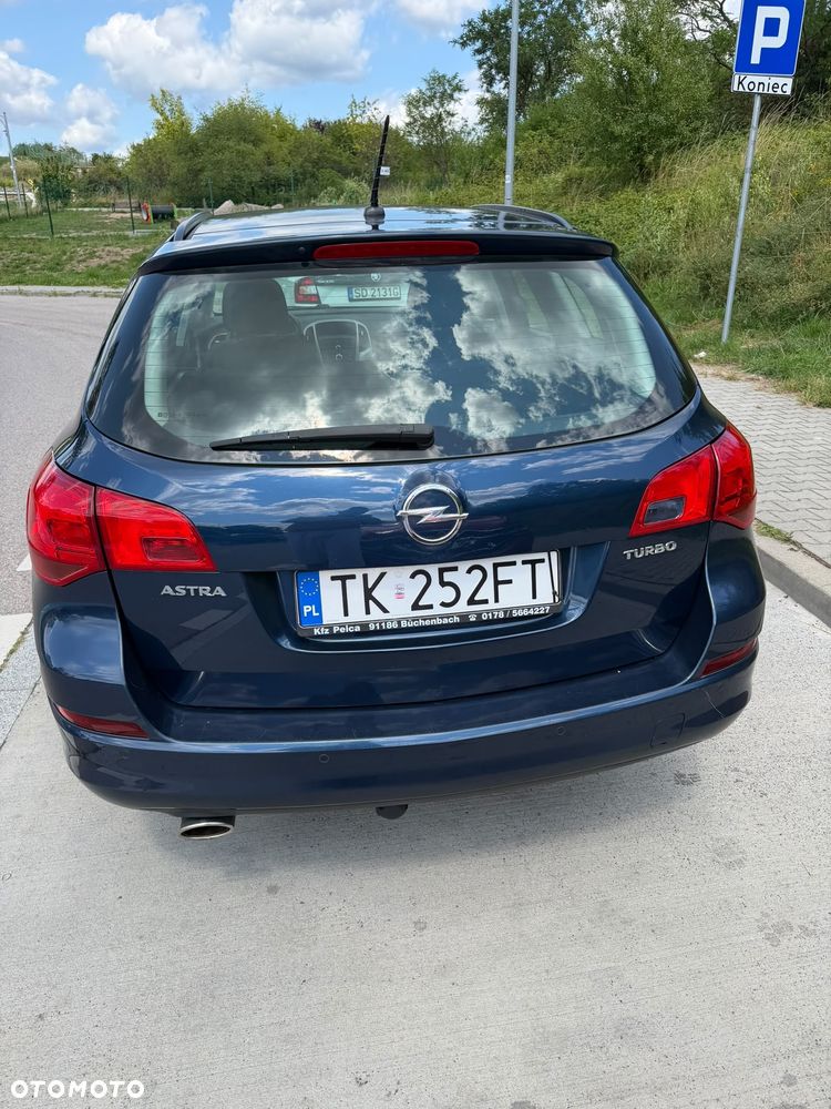 Opel Astra 1.4 Turbo - 4