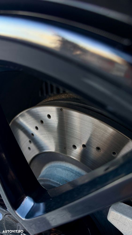 Mercedes-Benz GLE - 22