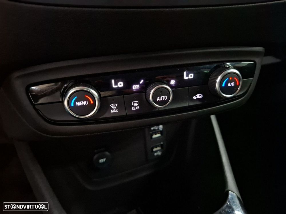 Opel Crossland 1.2 T Elegance - 19