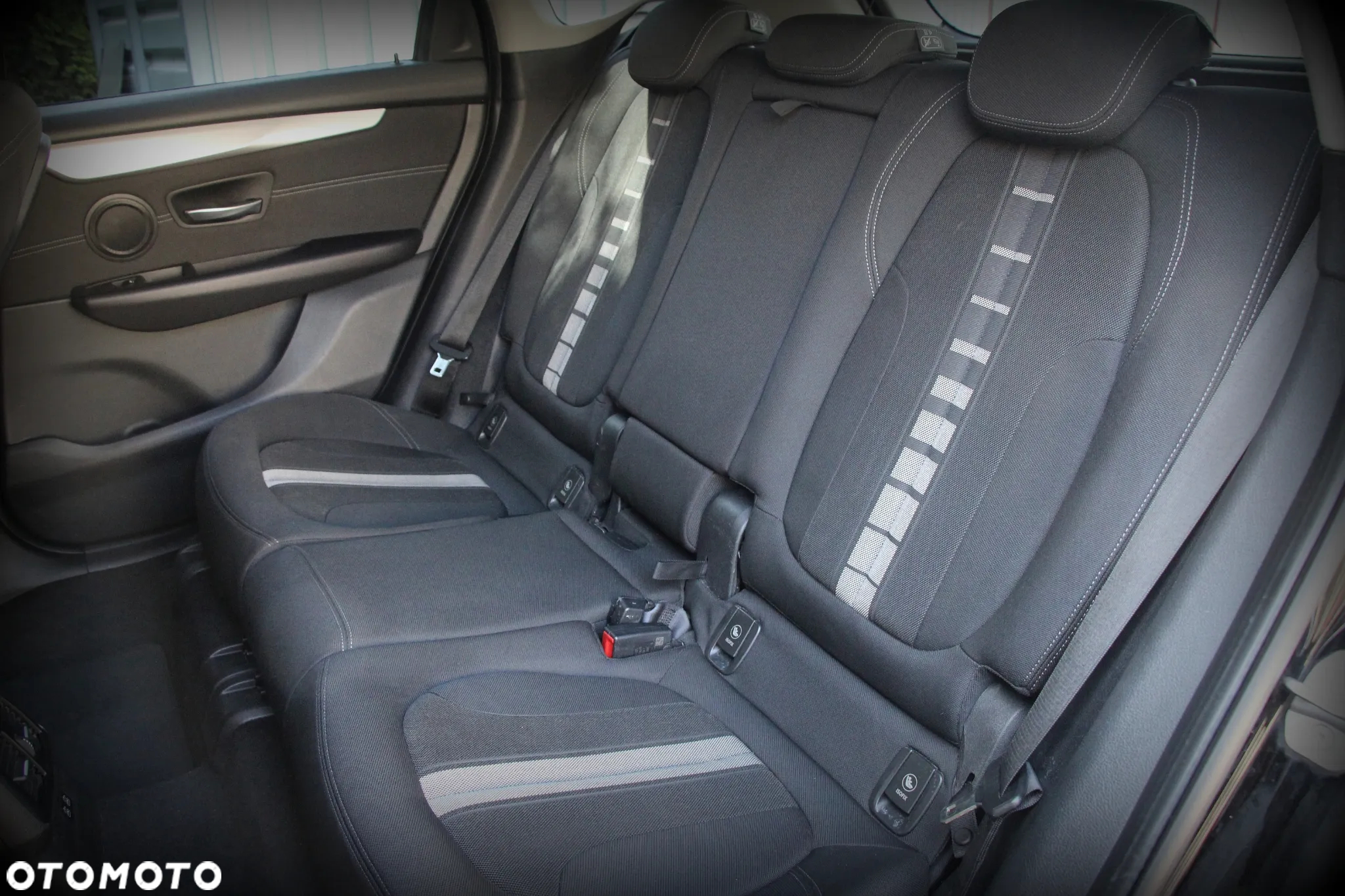 BMW Seria 2 218d Advantage - 14