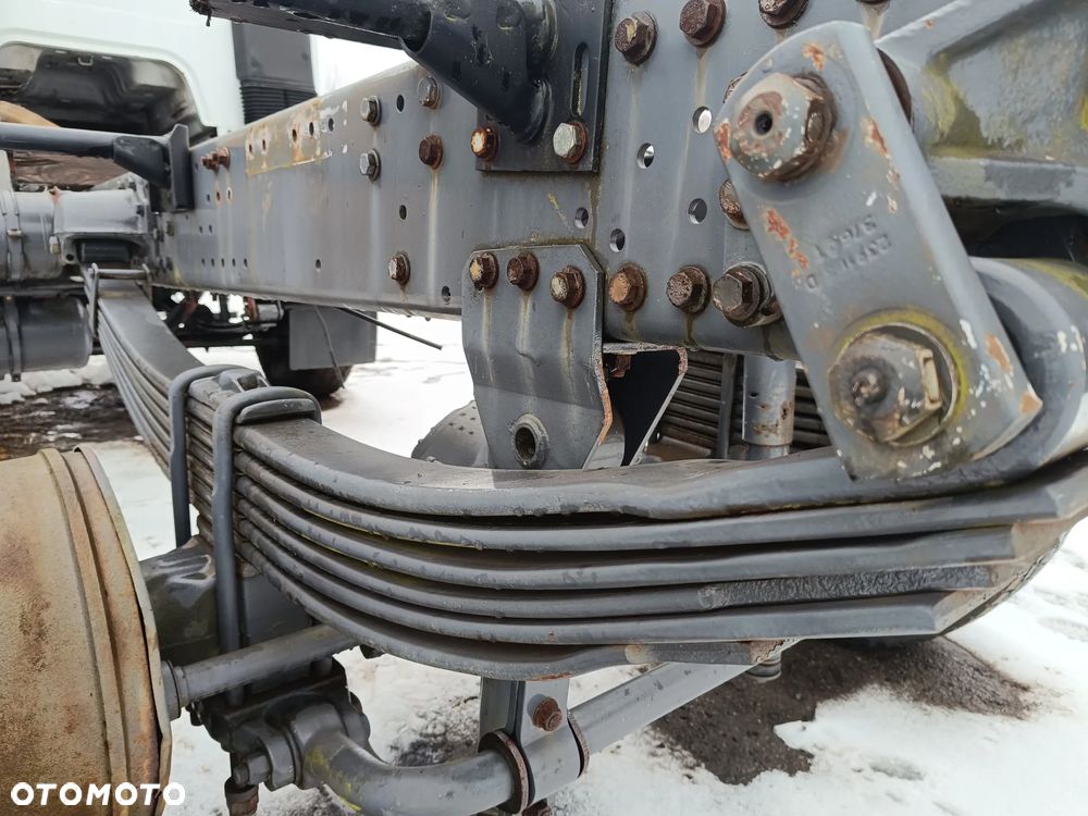 Renault Kerax Premium zawieszenie kabiny sprężyny - 7