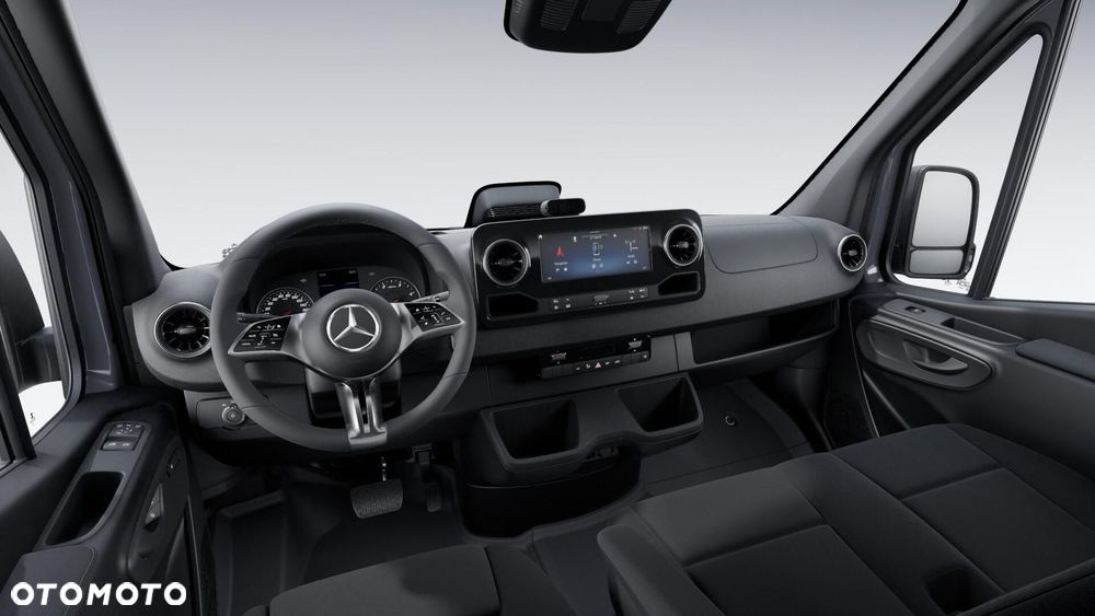 Mercedes-Benz Sprinter - 4