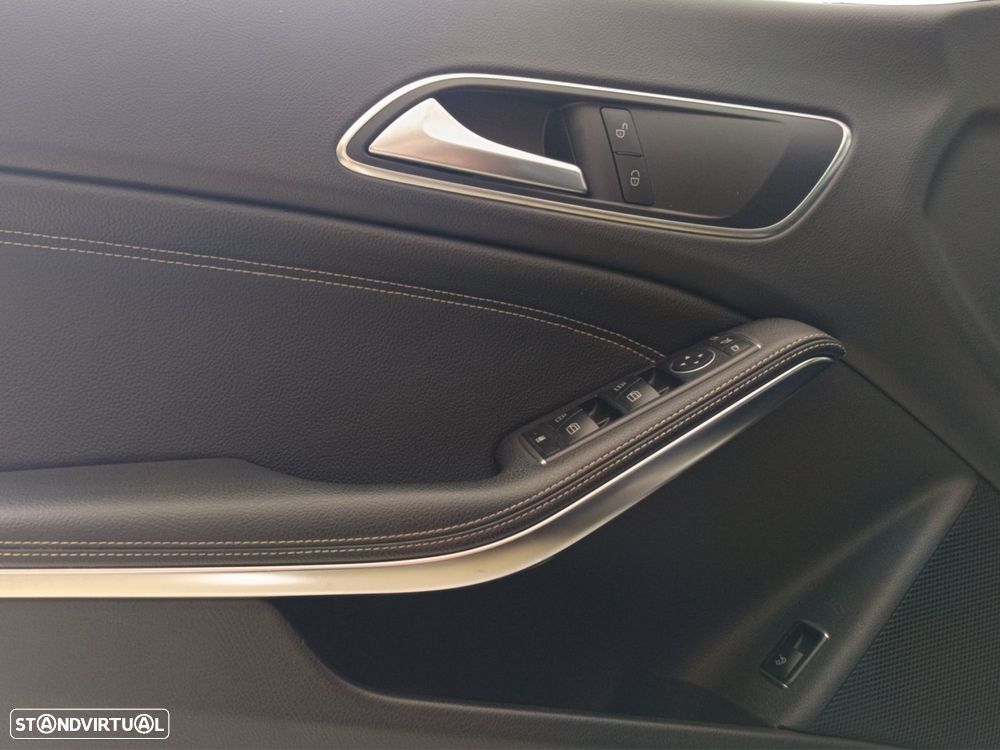 Mercedes-Benz CLA 180 - 22