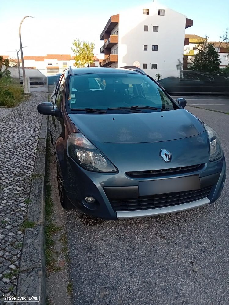 Renault Clio Sport Tourer - 2