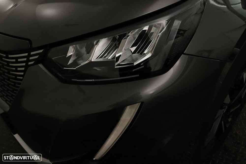 Peugeot 2008 1.2 PureTech Allure EAT8 - 6