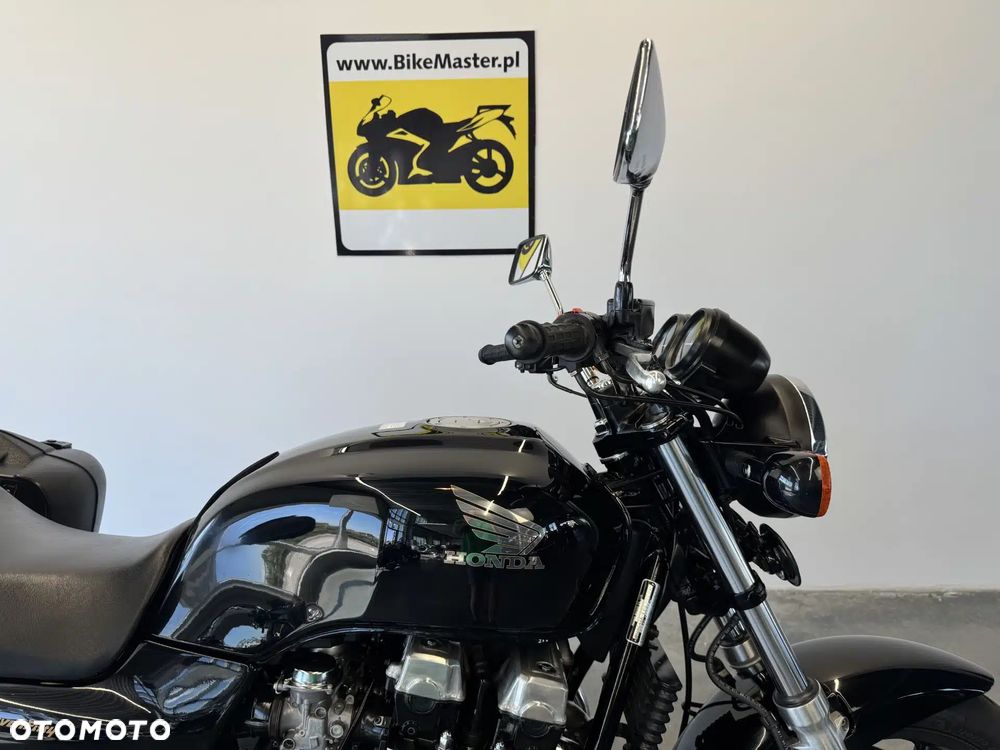 Honda CB - 24