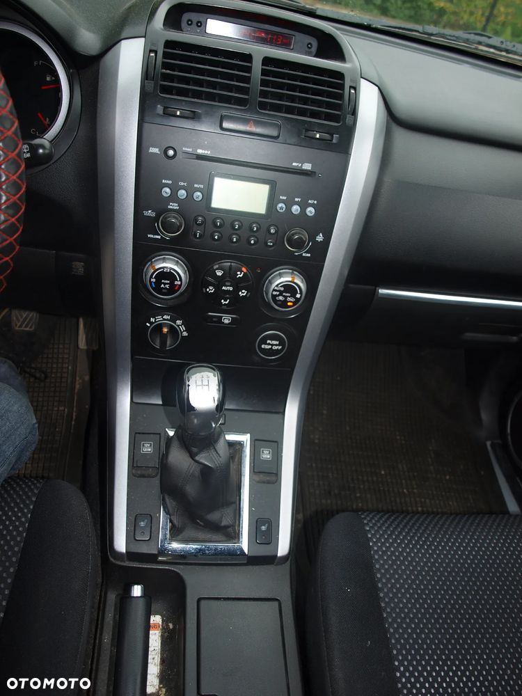 Suzuki Grand Vitara 1.9 DDiS - 9
