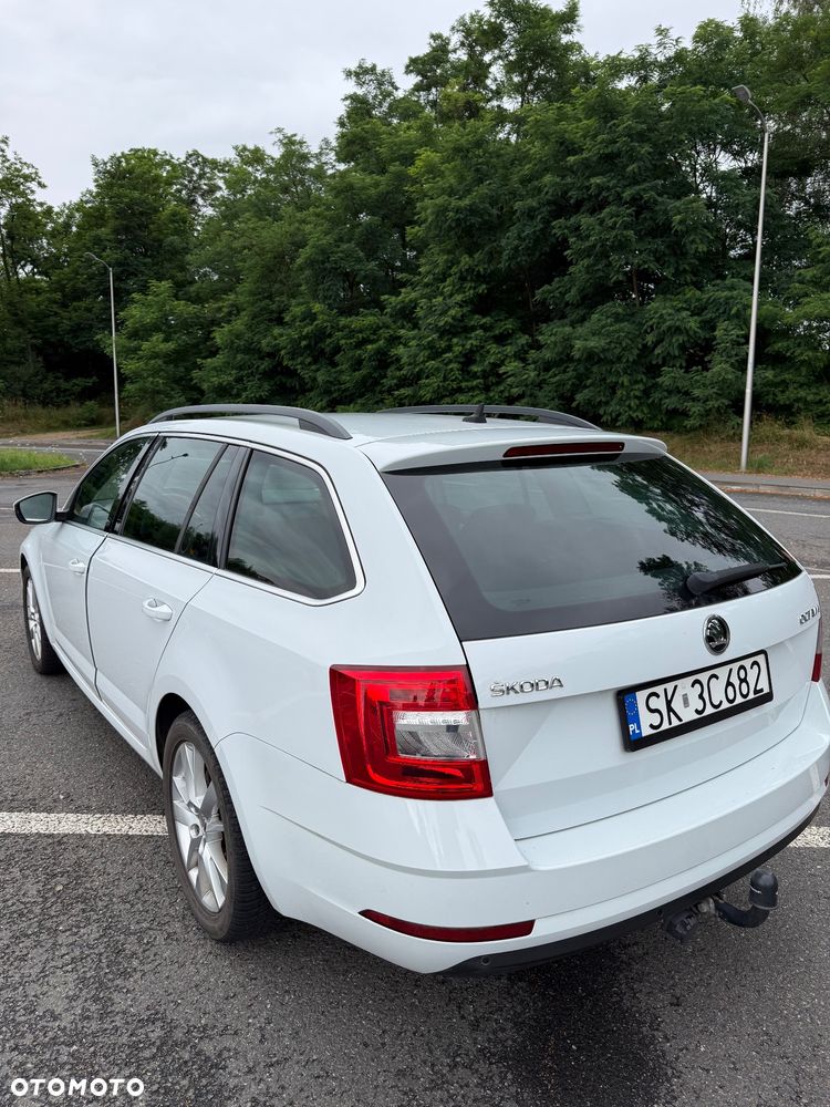 Skoda Octavia ver-2-0-tdi-ambition-dsg - 4