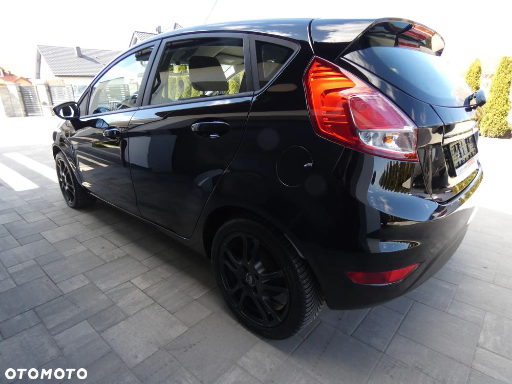 Ford Fiesta 1.25 Champions Edition - 13