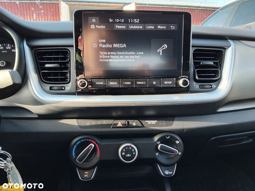 Kia Stonic 1.0 T-GDI M - 13