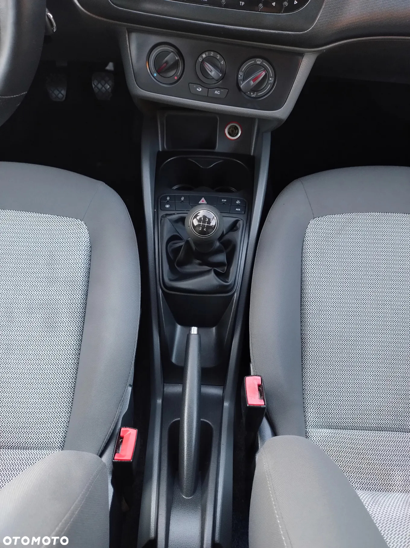 Seat Ibiza 1.4 16V Reference - 34