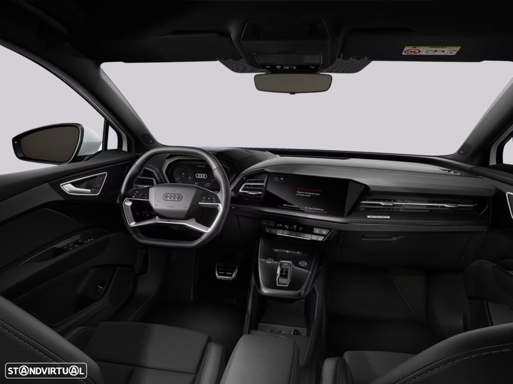 Audi Q4 e-tron - 4