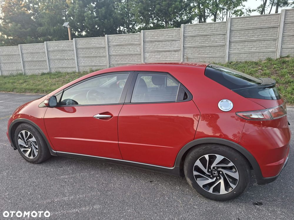 Honda Civic 1.8 Sport - 11