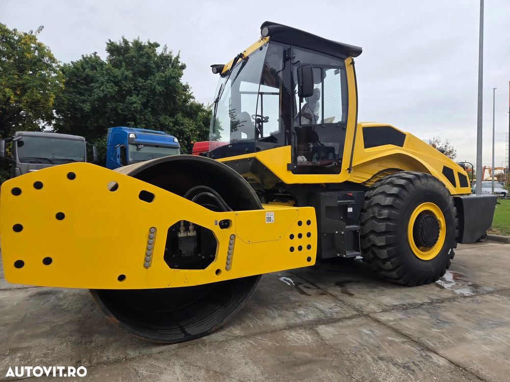 Bomag BW226 pt terasamente, NOU, latime tambur 2,1, motor 147kW Ad Blue, masa operationala 22t, CE, cabina inchisa FOPS/ROPS, posibilitate leasing 5 ani-PROMOTIE 96.900Eur+Tva - 14