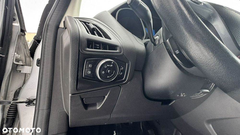 Ford Focus - 13
