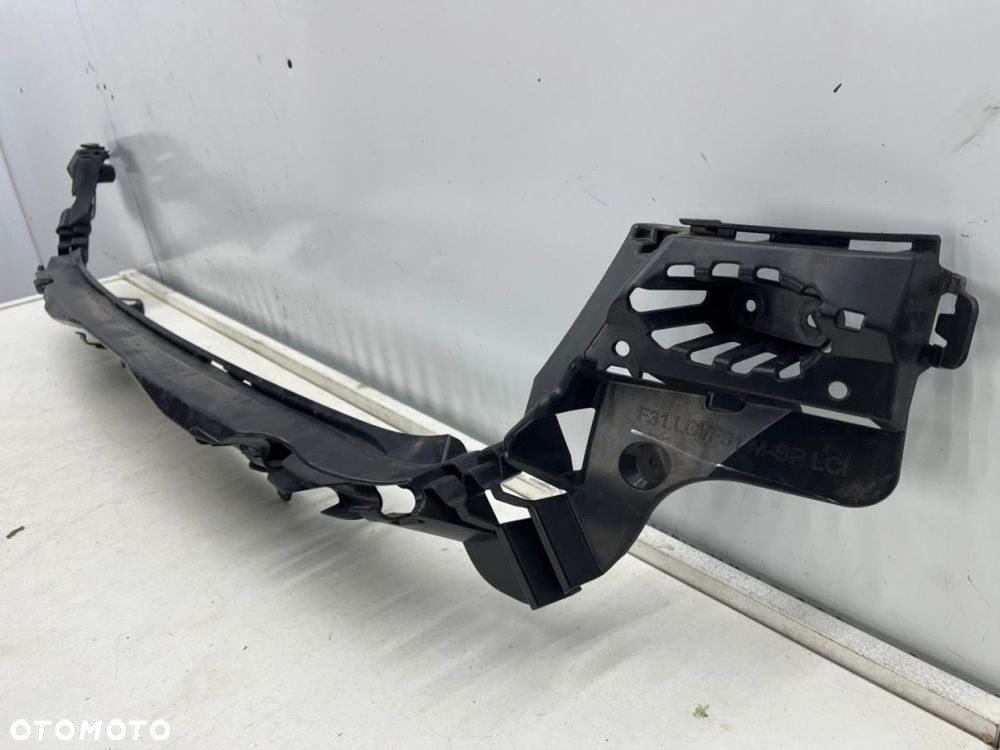 Ślizg BMW F31 kombi 11-18r. tylny środkowy GÓRNY wspornik progu zderzaka wzmocnienie 7260462 - 8