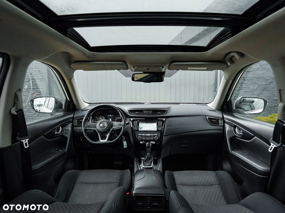 Nissan X-Trail 1.6 DCi N-Connecta 2WD Xtronic 7os - 18