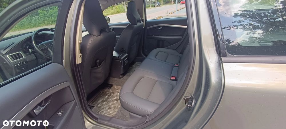 Volvo V70 2.0 Momentum - 6