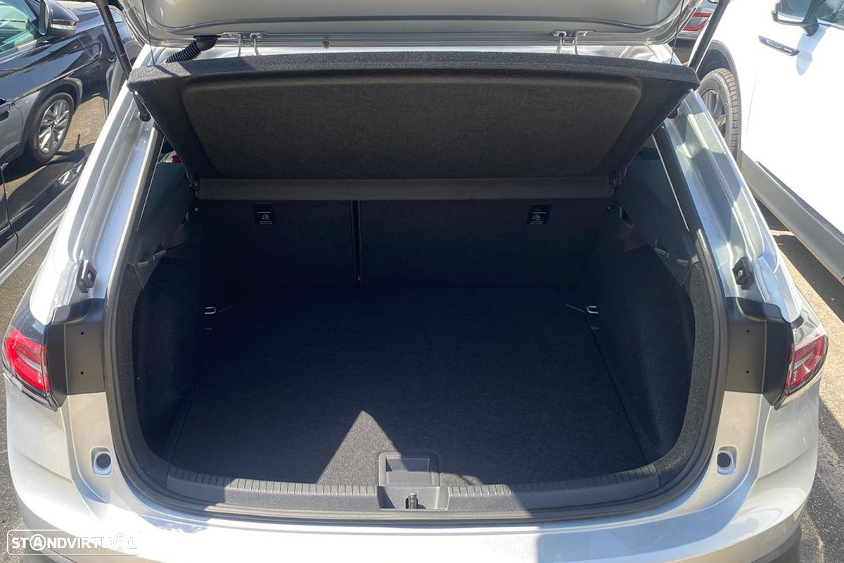 VW Taigo 1.0 TSI Urban - 14