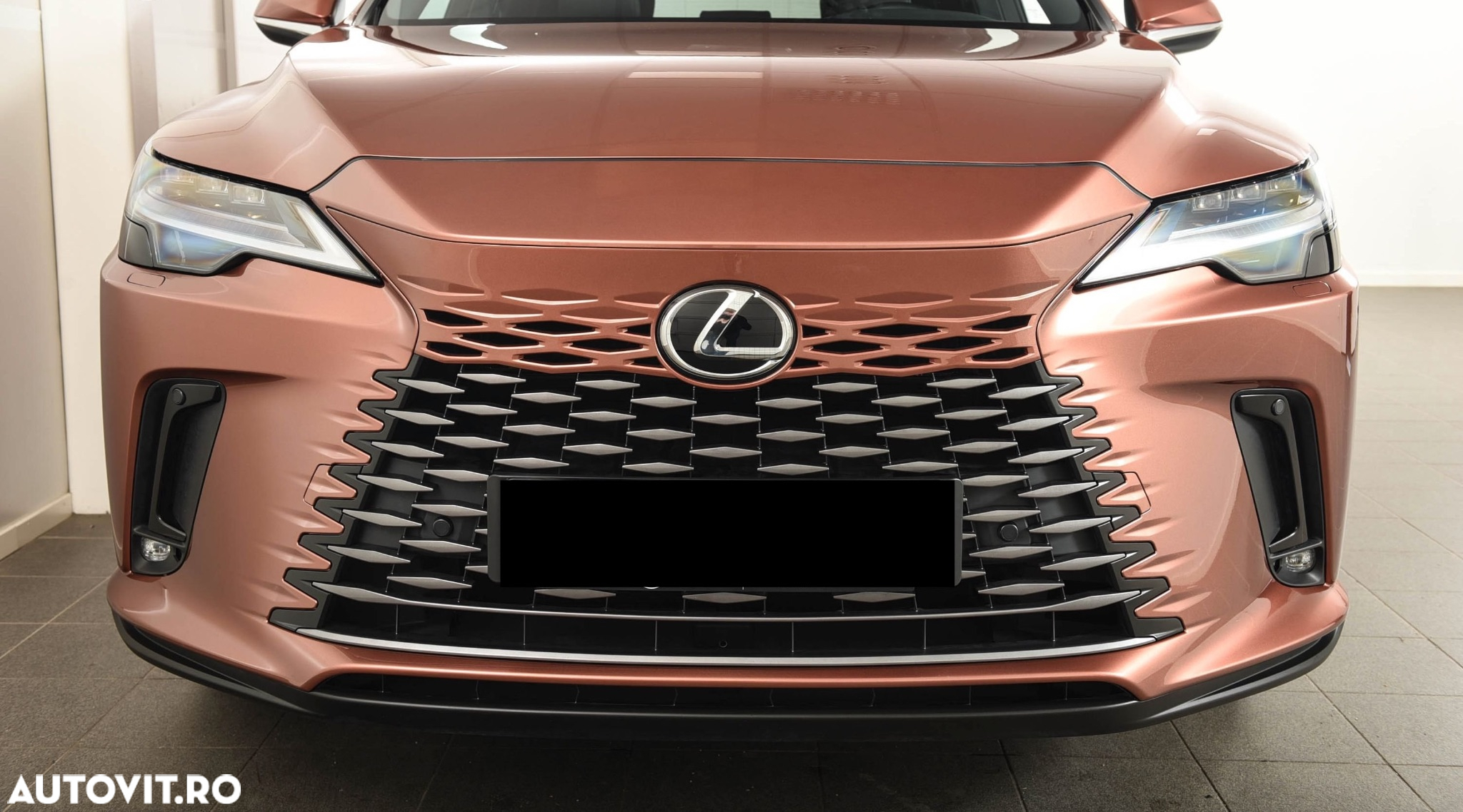 Lexus Seria RX 450h+ (Plug-in-Hybrid) Executive - 3