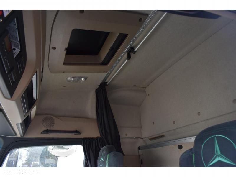 Mercedes-Benz Actros - 23
