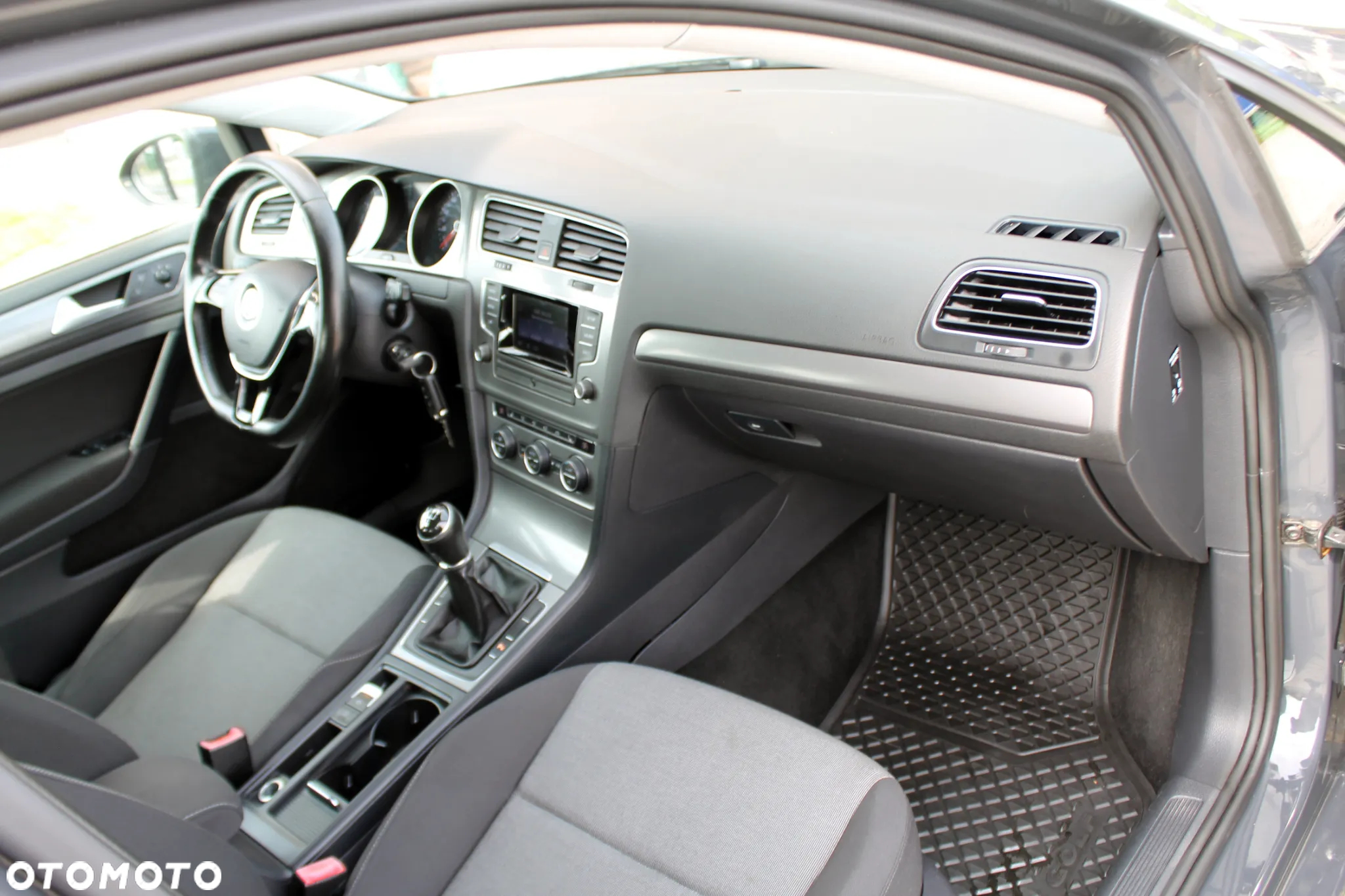 Volkswagen Golf VII 1.2 TSI BMT Trendline - 13