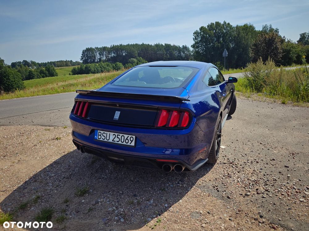 Ford Mustang 5.0 V8 GT - 14