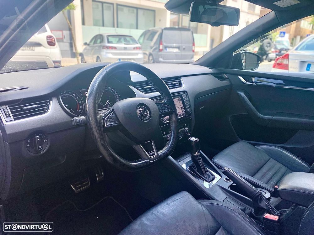 Skoda Octavia 2.0 TDI RS DSG - 16